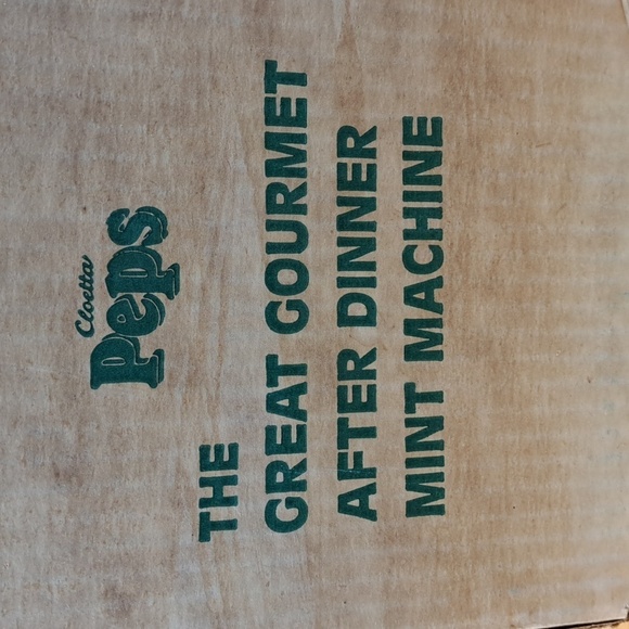 Vintage Cloetta Peps Gourmet after dinner mint chocolate candy machine in box - Picture 8 of 8